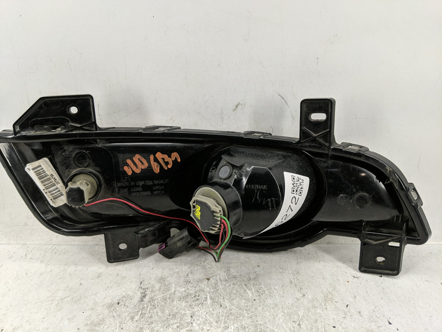 2012 Chevrolet Traverse Driver Left Oem Front Light Lamp - Oemusedautoparts1.com