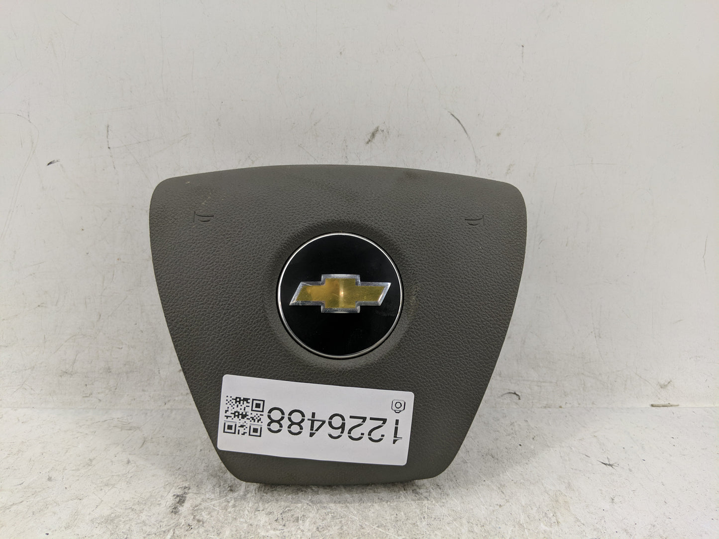 2012 Chevrolet Traverse Air Bag Driver Left Steering Wheel Mounted - Oemusedautoparts1.com