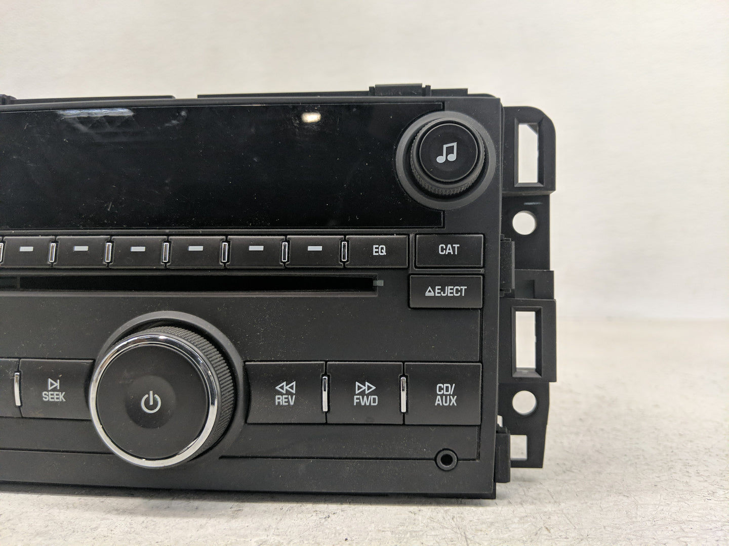 2012 Chevrolet Traverse Radio AM FM Cd Player Receiver Replacement P/N:20935116 Fits OEM Used Auto Parts - Oemusedautoparts1