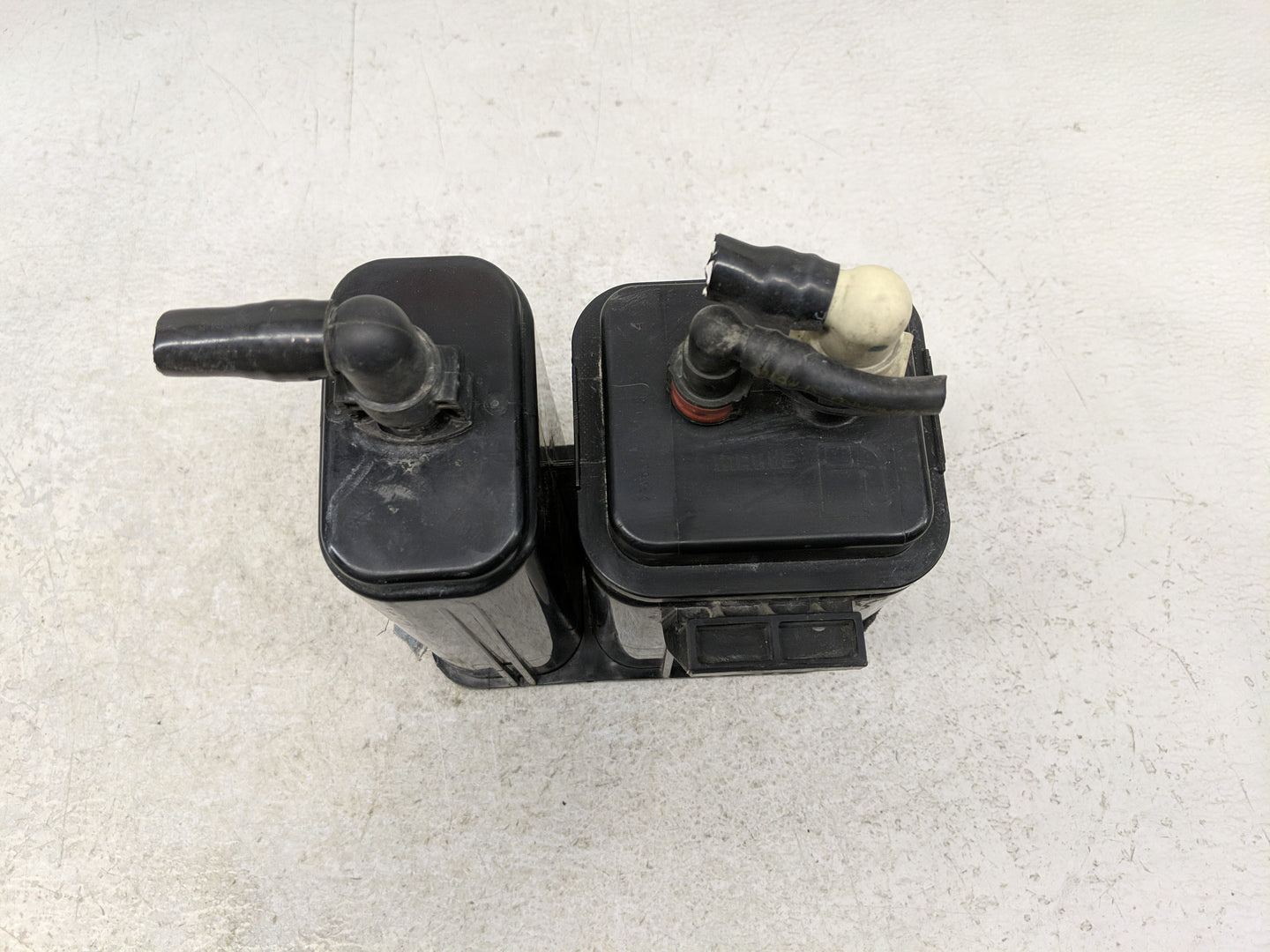 2012 Chevrolet Traverse Fuel Vapor Charcoal Canister 1261283 - Oemusedautoparts1.com