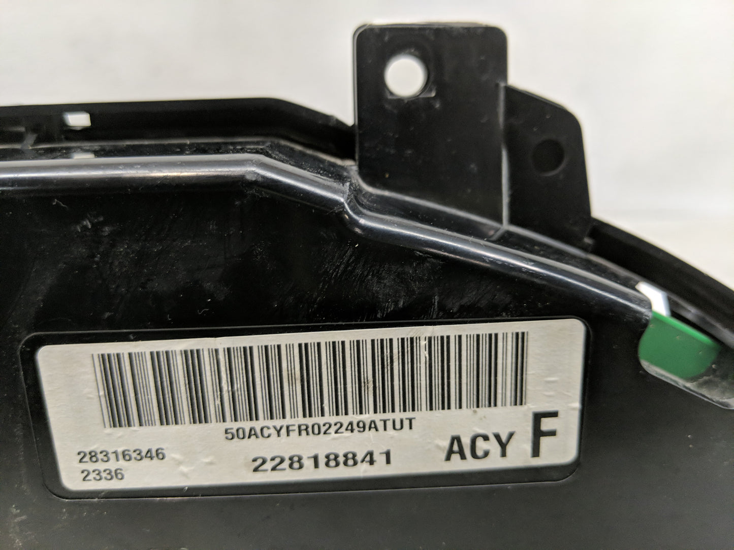 2012 Chevrolet Traverse Instrument Cluster Speedometer Gauges P/N:22818841 Fits OEM Used Auto Parts - Oemusedautoparts1.com