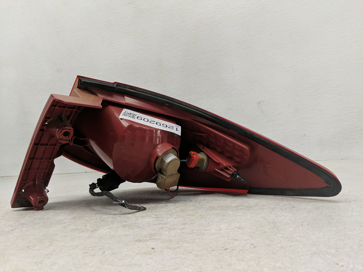 2012 Chevrolet Traverse Tail Light Assembly Driver Left OEM Fits OEM Used Auto Parts - Oemusedautoparts1.com