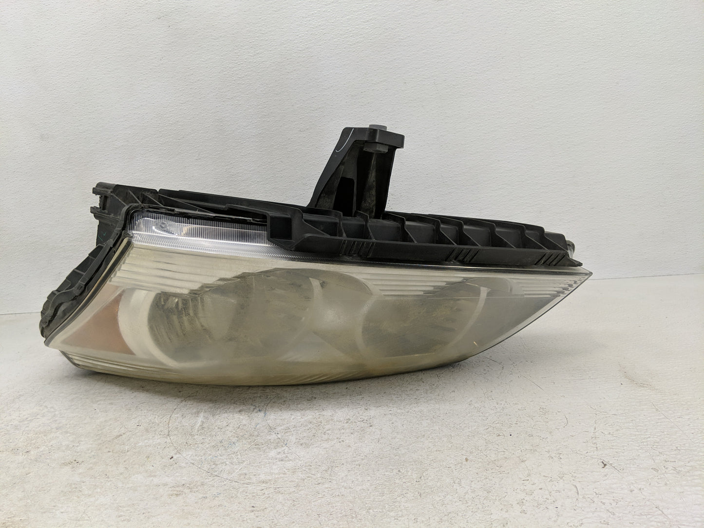 2012 Chevrolet Traverse Driver Left Oem Head Light Headlight Lamp - Oemusedautoparts1.com