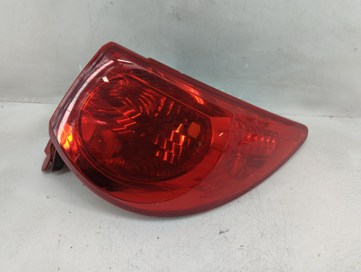 2009-2012 Chevrolet Traverse Tail Light Assembly Passenger Right OEM Fits Fits 2009 2010 2011 2012 OEM Used Auto Parts - Oem
