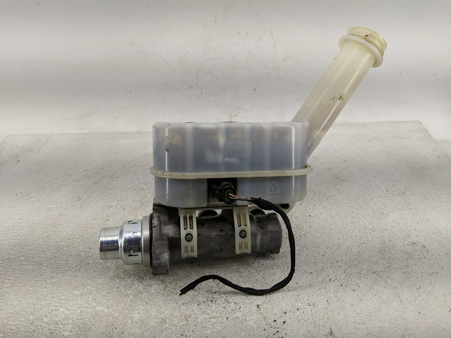 Chevrolet Traverse Brake Master Cylinder 1313899 - Oemusedautoparts1.com