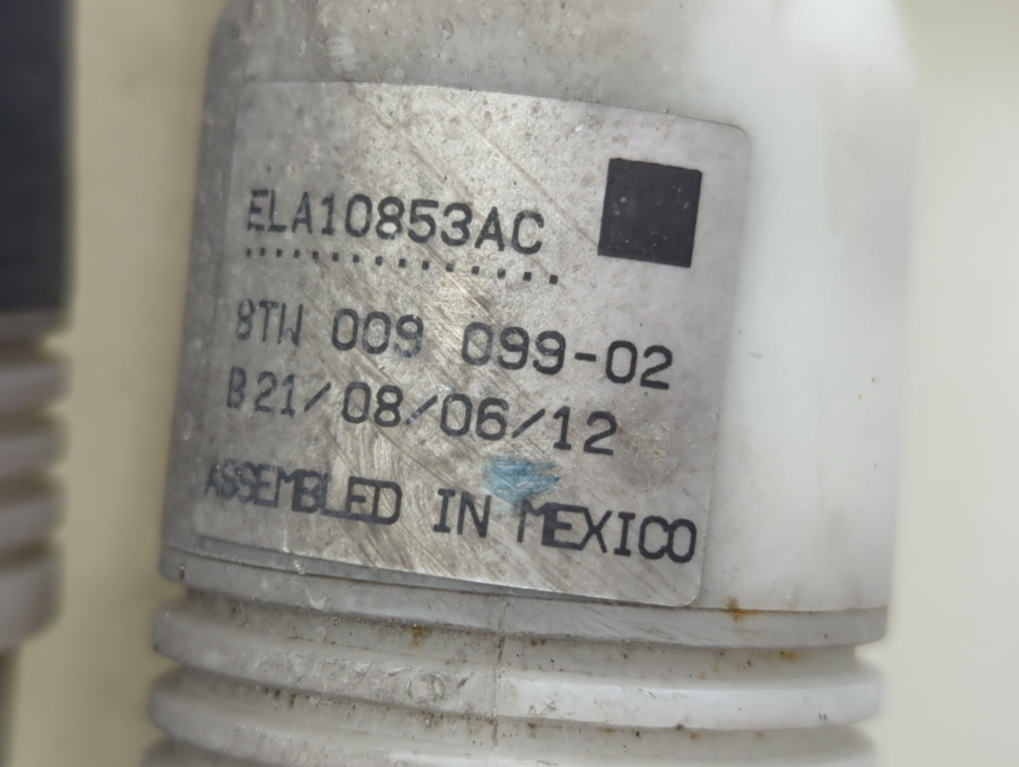 Chevrolet Traverse Windshield Washer Fluid Reservoir Bottle 1368024 - Oemusedautoparts1.com