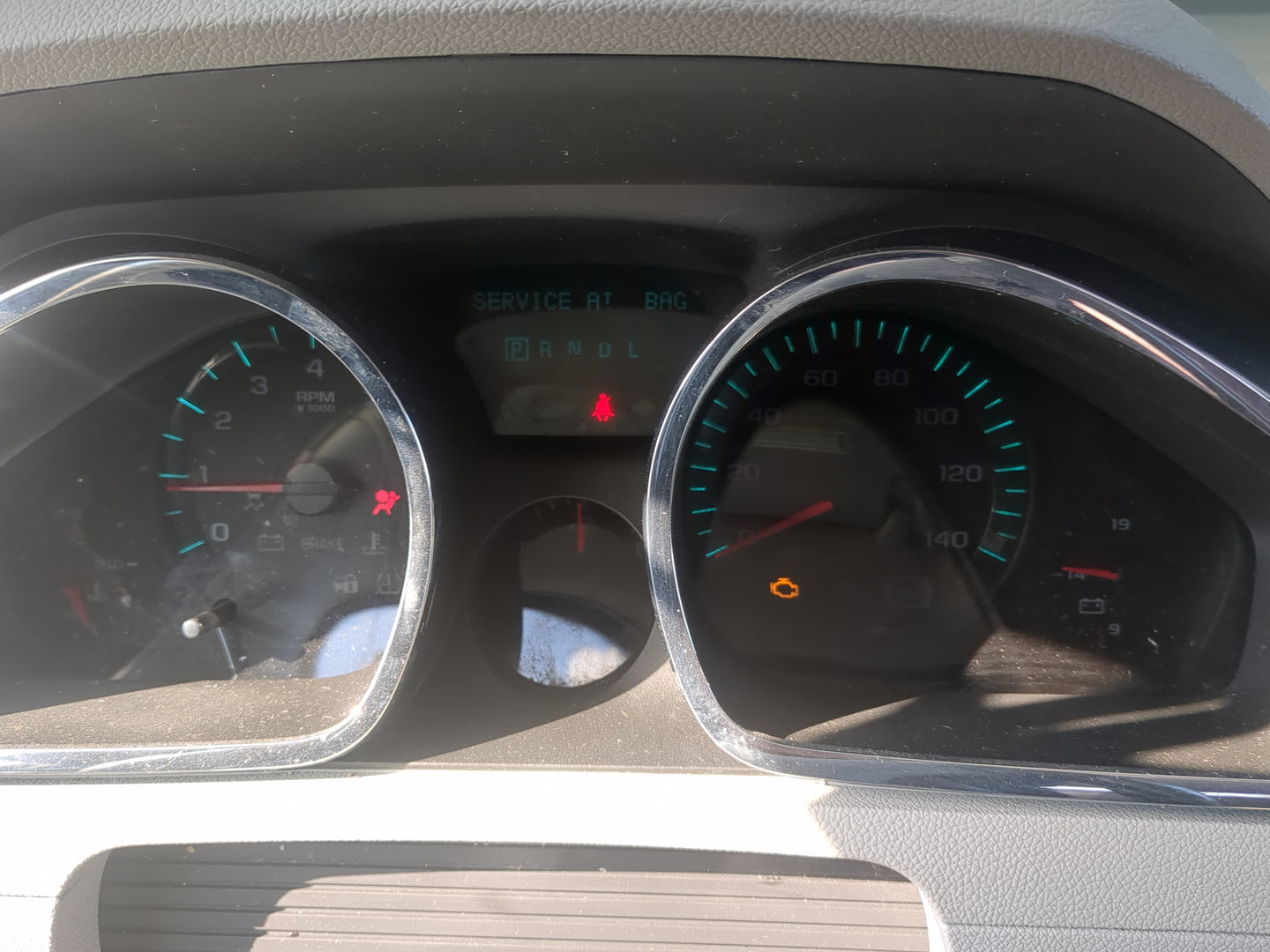 2012 Chevrolet Traverse Instrument Cluster Speedometer Gauges Miles:165K Fits OEM Used Auto Parts - Oemusedautoparts1.com