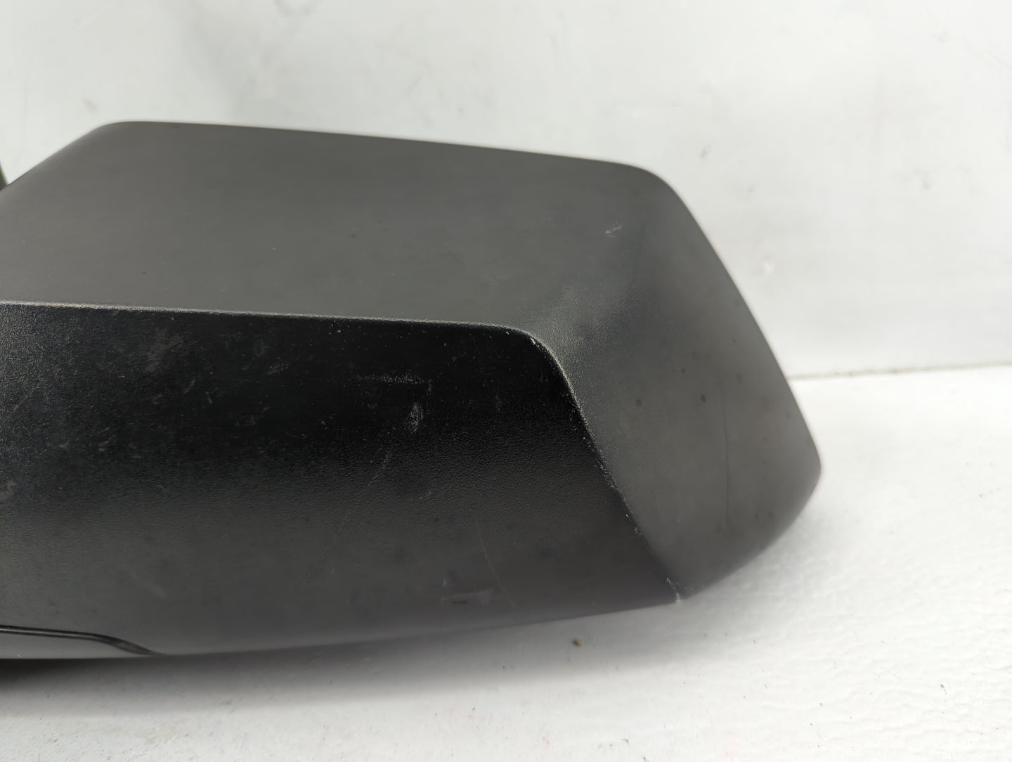 2015-2017 Chevrolet Traverse Driver Side View Mirror - Left Door Mirror OEM Used - Oemusedautoparts1.com