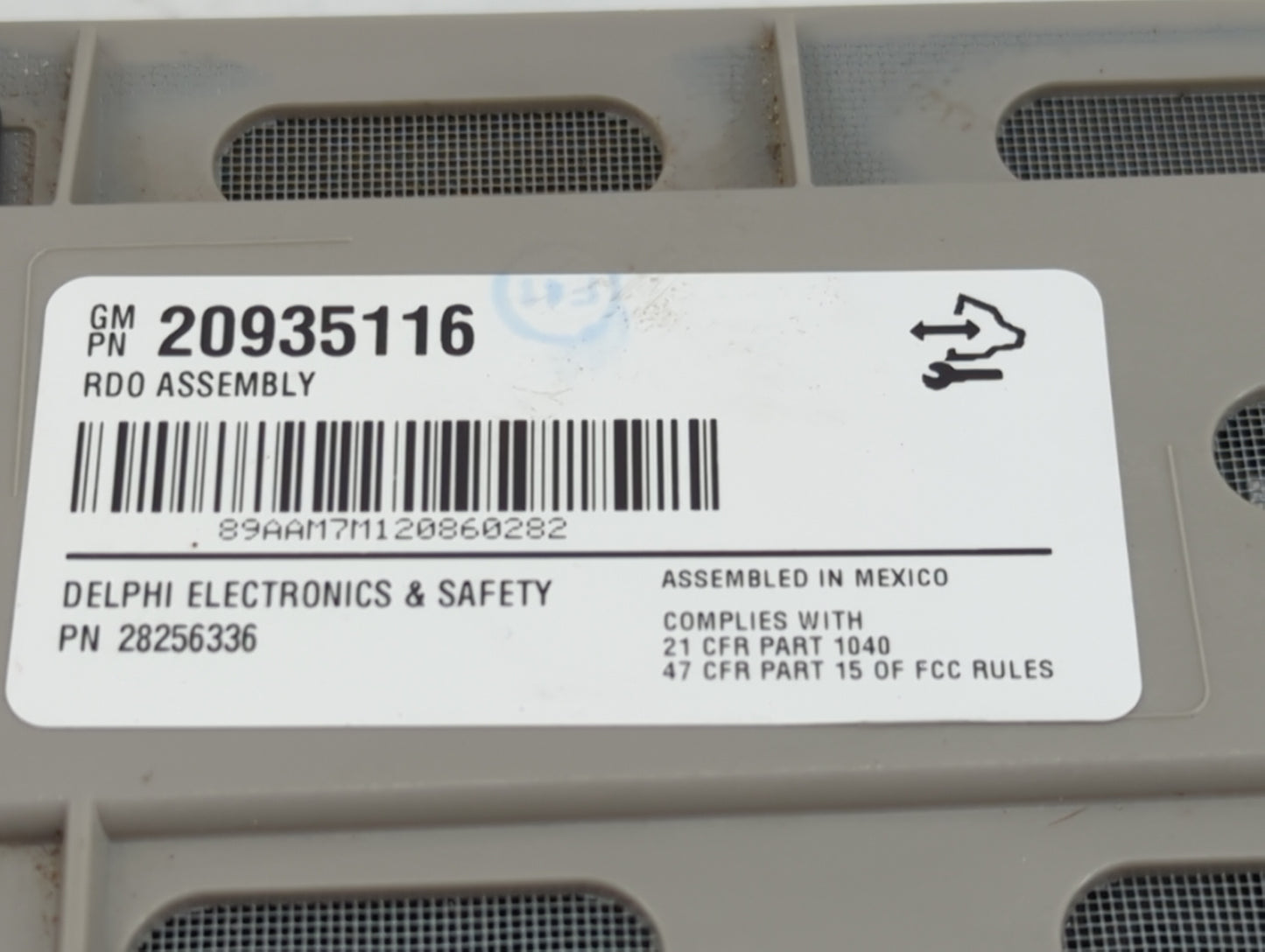 2012 Chevrolet Traverse Radio AM FM Cd Player Receiver Replacement P/N:20935116 Fits OEM Used Auto Parts - Oemusedautoparts1