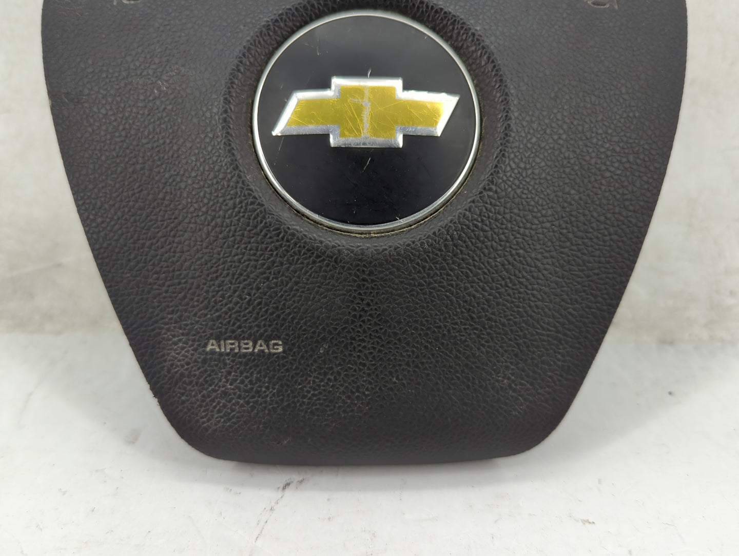 2012 Chevrolet Traverse Air Bag Driver Left Steering Wheel Mounted - Oemusedautoparts1.com