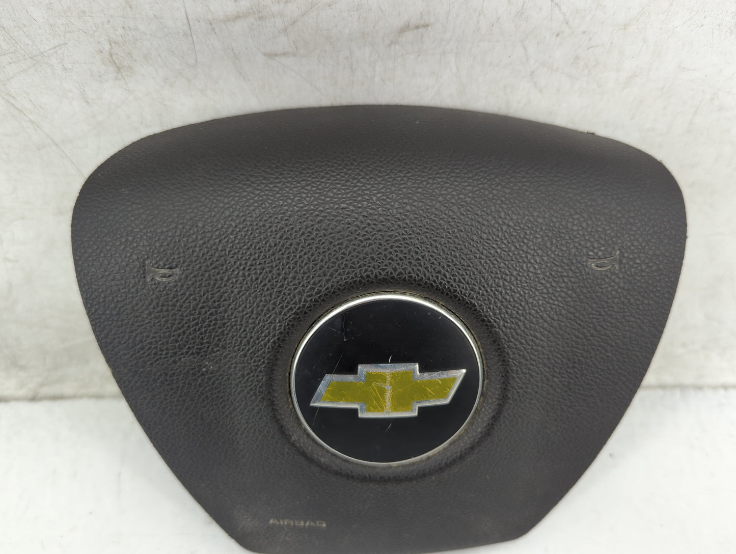 2012 Chevrolet Traverse Air Bag Driver Left Steering Wheel Mounted - Oemusedautoparts1.com