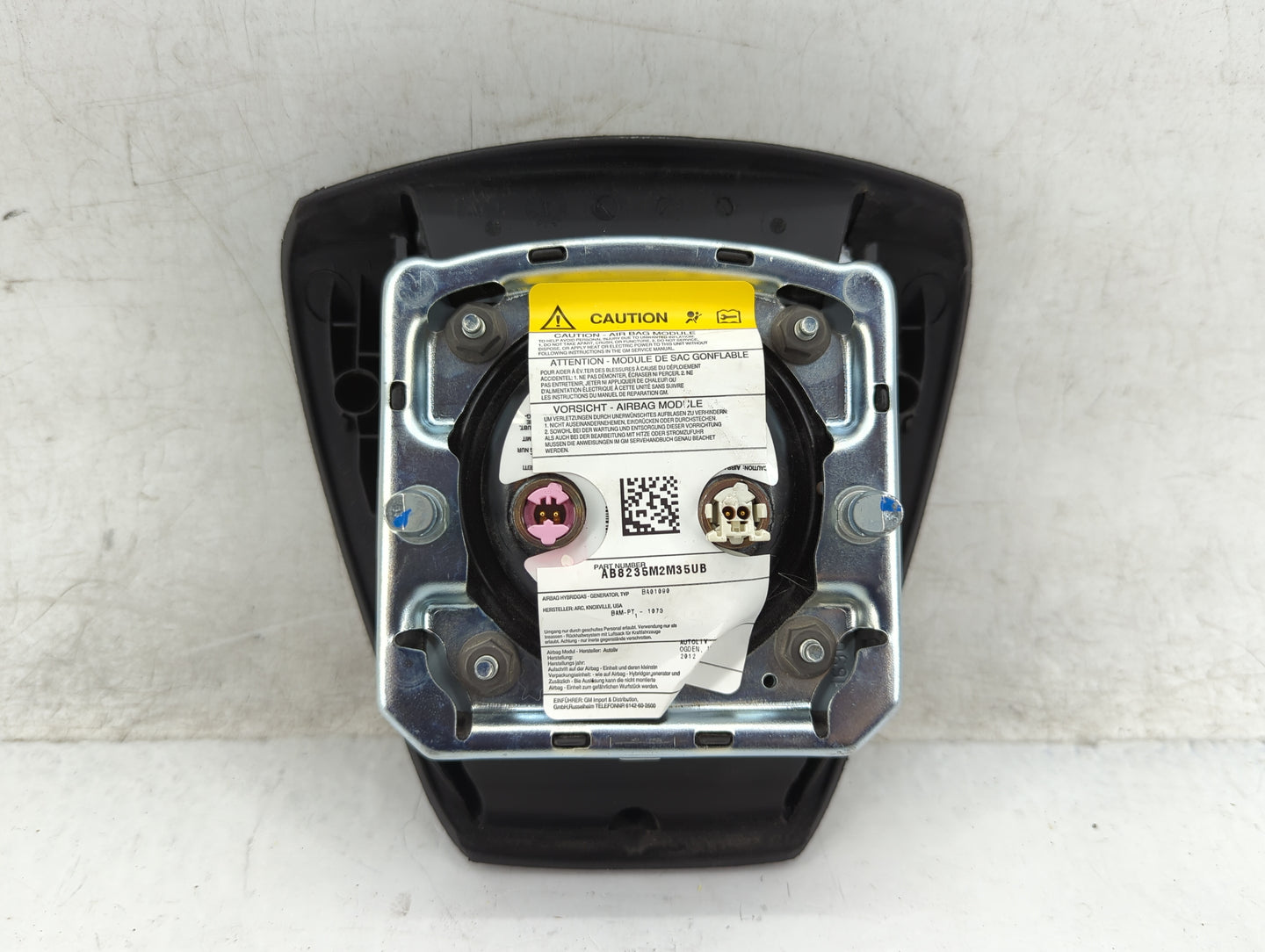 2012 Chevrolet Traverse Air Bag Driver Left Steering Wheel Mounted - Oemusedautoparts1.com