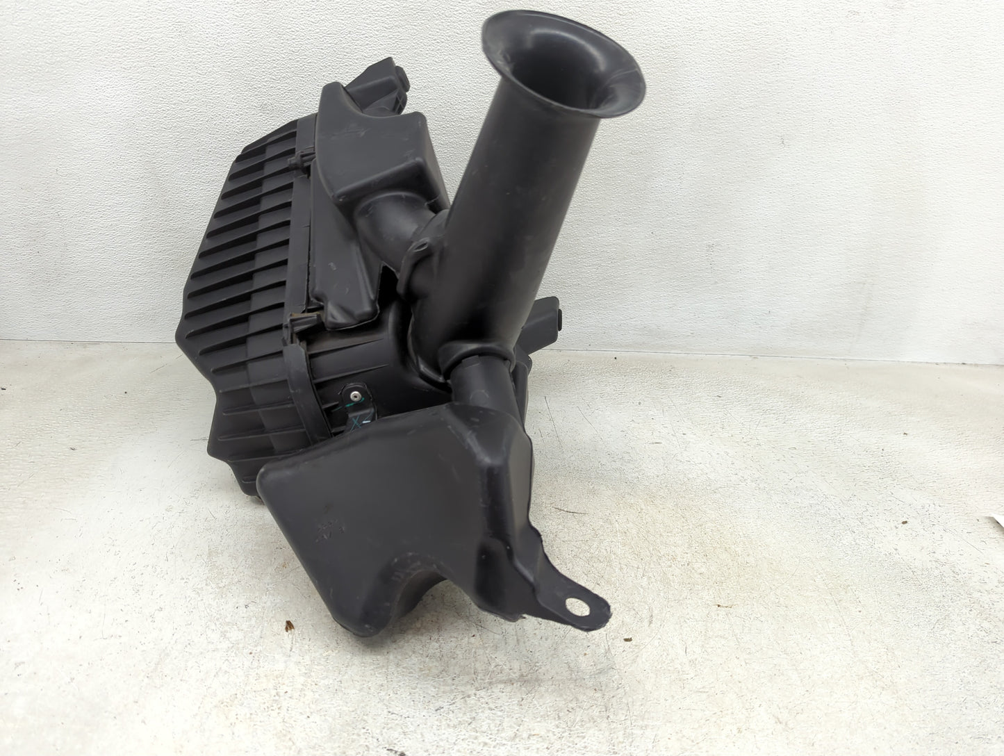 Chevrolet Traverse Air Cleaner Intake-duct Hose Tube - Oemusedautoparts1.com