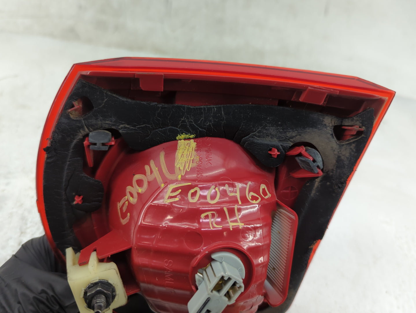 2012 Chevrolet Traverse Tail Light Assembly Passenger Right OEM Fits OEM Used Auto Parts - Oemusedautoparts1.com