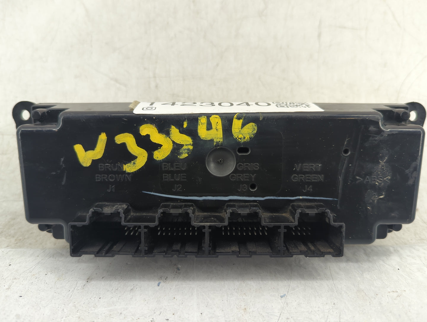 2012 Chevrolet Traverse Climate Control Module Temperature AC/Heater Replacement Fits OEM Used Auto Parts - Oemusedautoparts