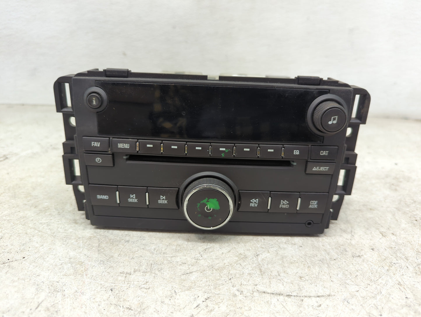 2014-2017 Chevrolet Traverse Radio AM FM Cd Player Receiver Replacement P/N:20935119 28256339 Fits OEM Used Auto Parts - Oem