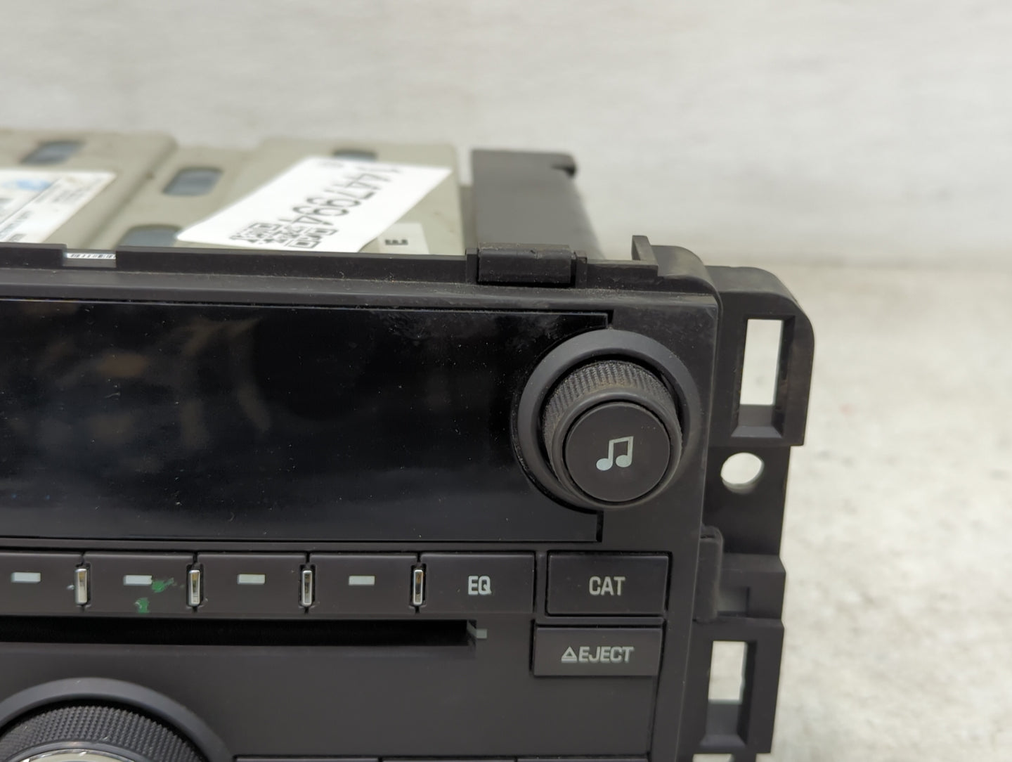 2014-2017 Chevrolet Traverse Radio AM FM Cd Player Receiver Replacement P/N:20935119 28256339 Fits OEM Used Auto Parts - Oem