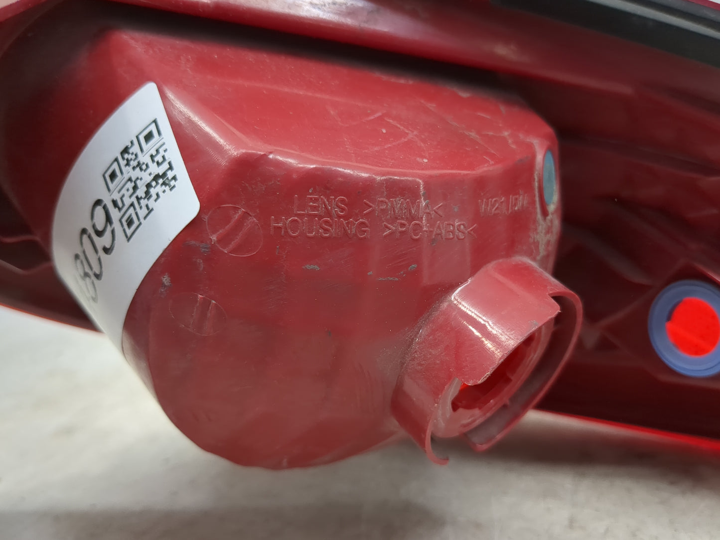 2012 Chevrolet Traverse Tail Light Assembly Passenger Right OEM Fits OEM Used Auto Parts - Oemusedautoparts1.com