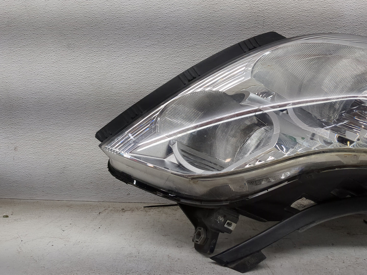 2012 Chevrolet Traverse Passenger Right Oem Head Light Headlight Lamp 1464838 - Oemusedautoparts1.com