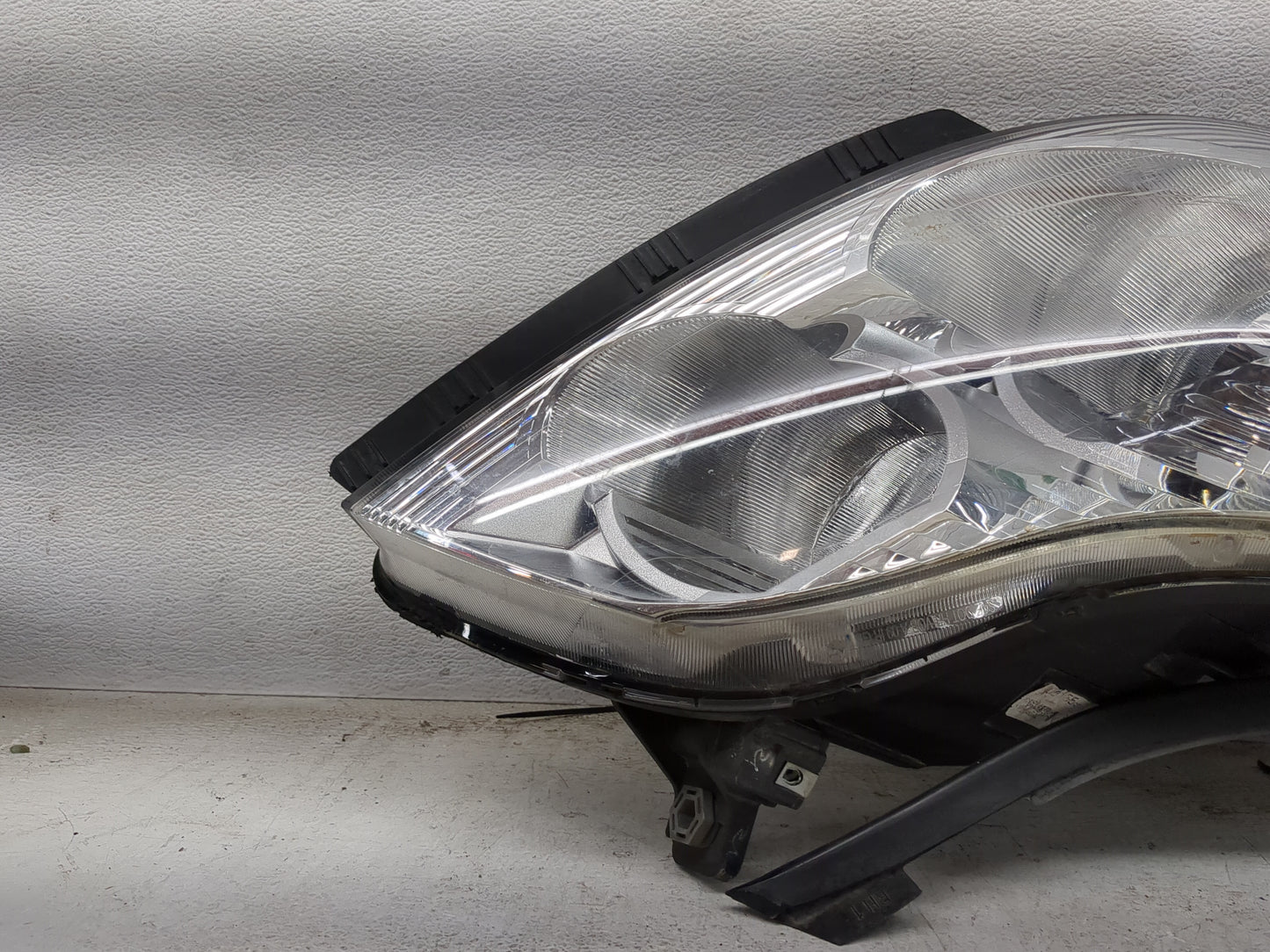 2012 Chevrolet Traverse Passenger Right Oem Head Light Headlight Lamp 1464838 - Oemusedautoparts1.com