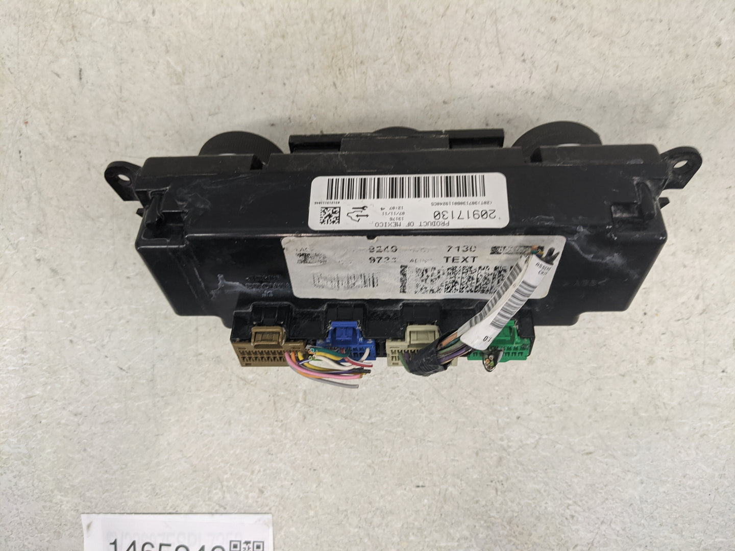 2012 Chevrolet Traverse Climate Control Module Temperature AC/Heater Replacement P/N:20917130 Fits OEM Used Auto Parts - Oem