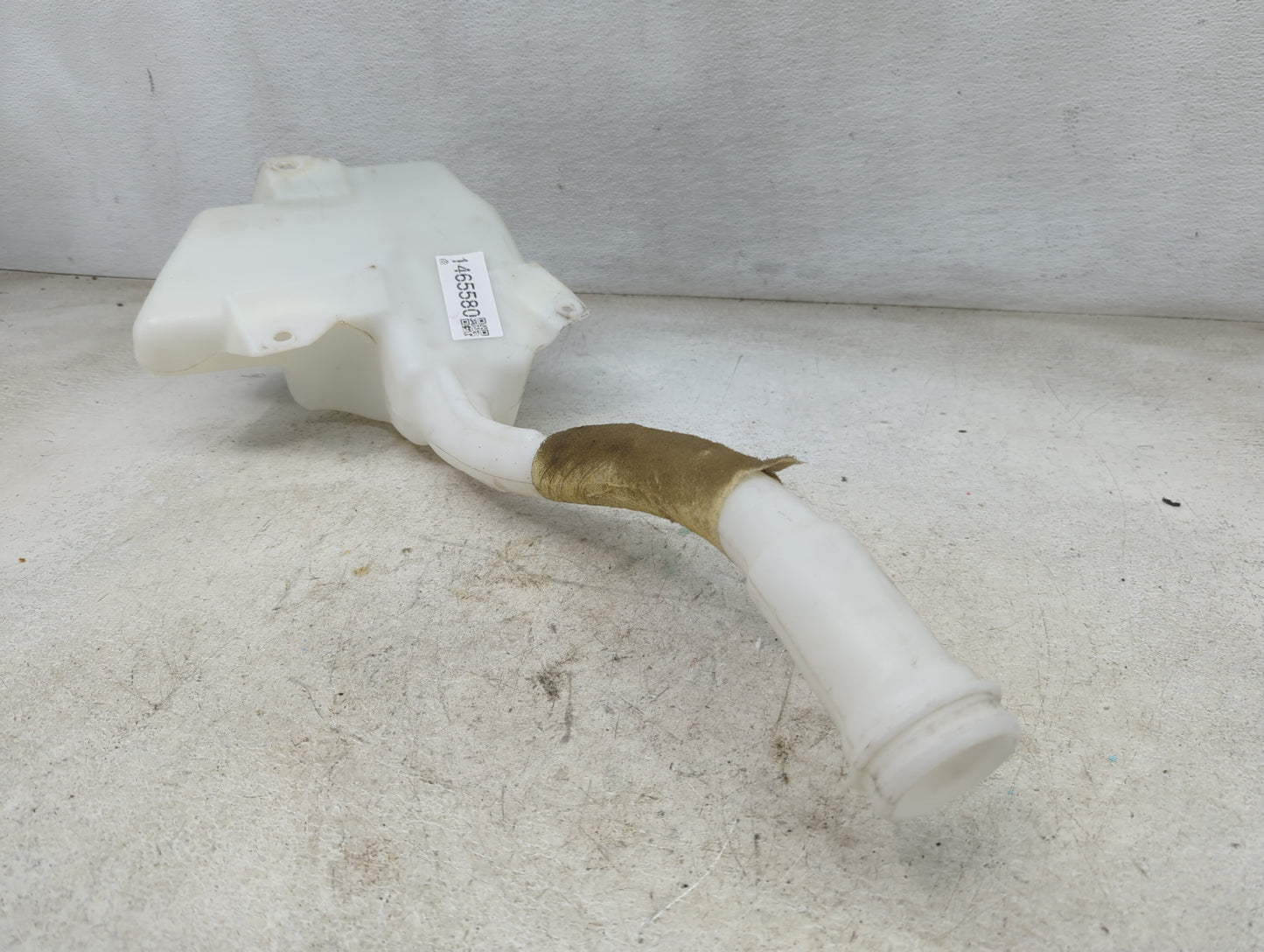 Chevrolet Traverse Windshield Washer Fluid Reservoir Bottle Oem 1465580 - Oemusedautoparts1.com