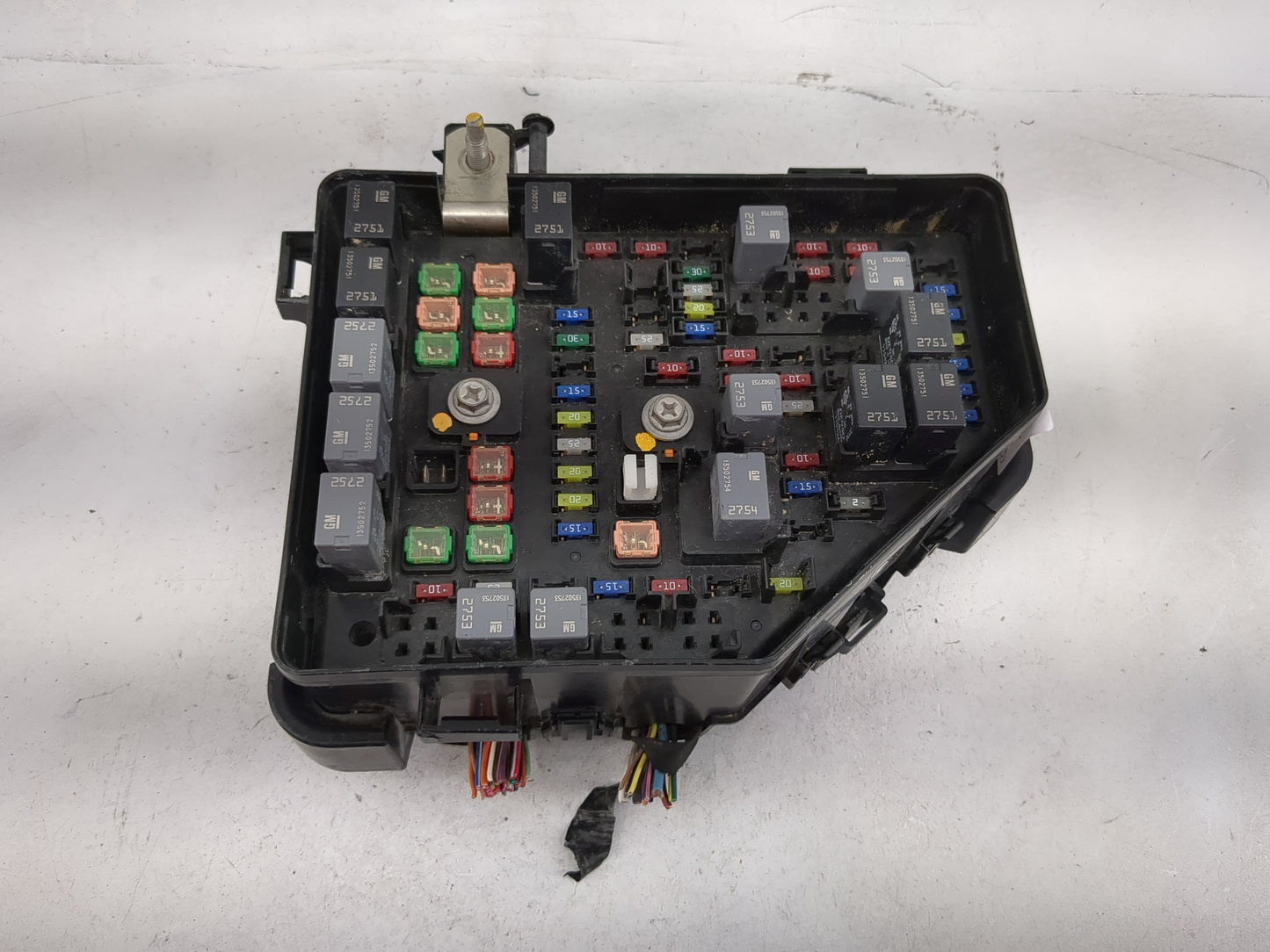 2012 Chevrolet Traverse Fusebox Fuse Box Panel Relay Module P/N:20972850 15027751, 15027752, 15027753, 15027754, 13502751 Fi