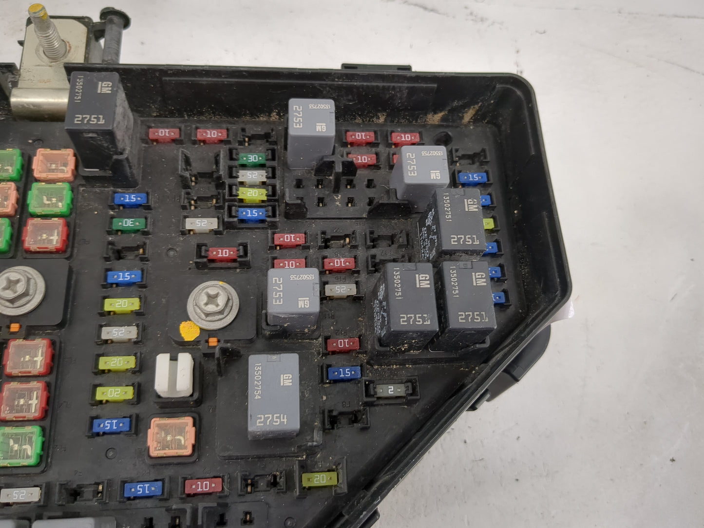2012 Chevrolet Traverse Fusebox Fuse Box Panel Relay Module P/N:20972850 15027751, 15027752, 15027753, 15027754, 13502751 Fi