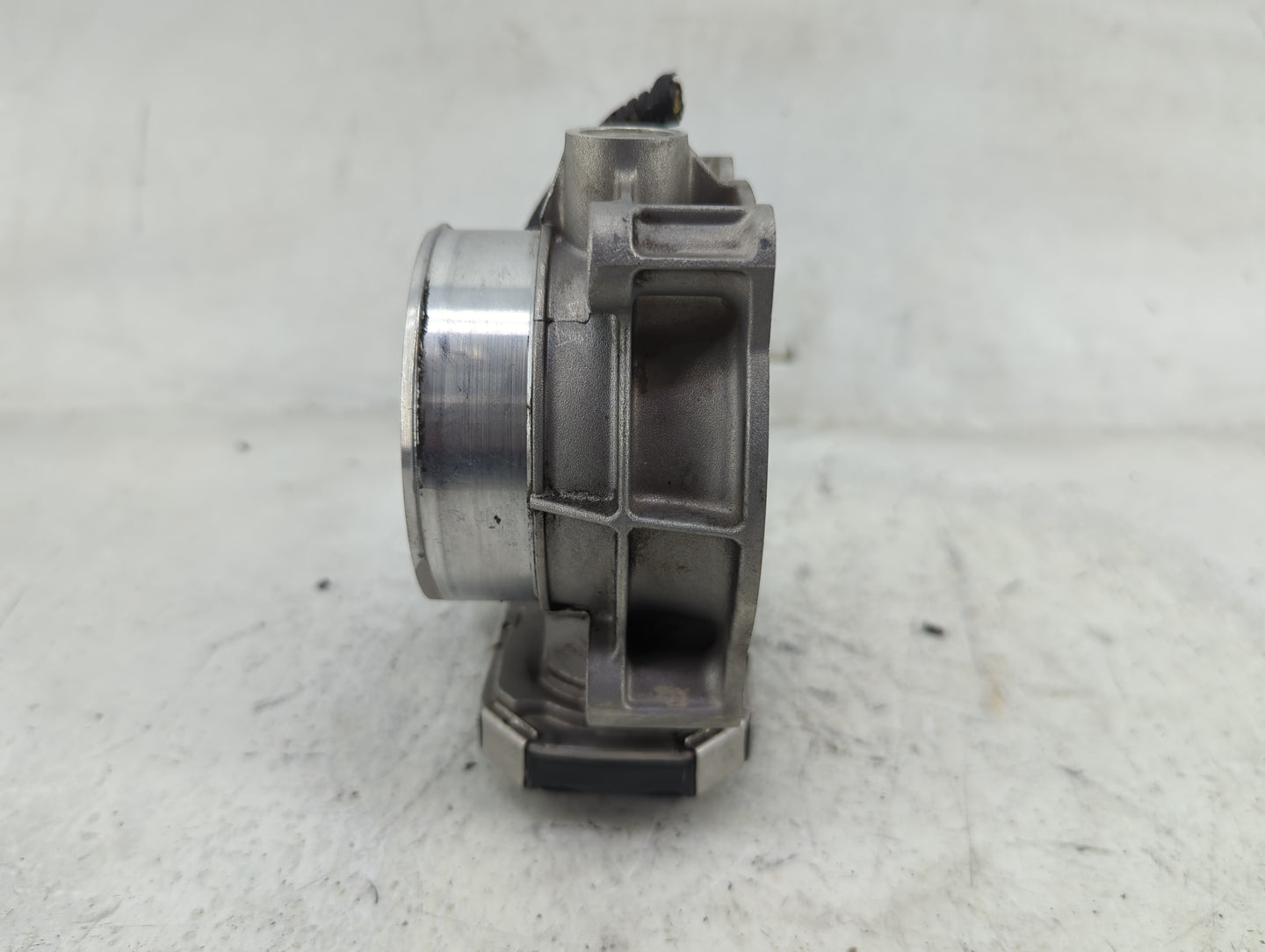 2017-2022 Chevrolet Traverse Throttle Body P/N:12632172BA Fits Fits 2012 2013 2014 2015 2016 2017 2018 2019 2020 2021 2022 O