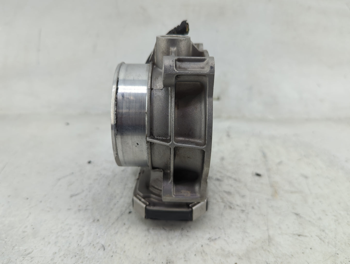 2017-2022 Chevrolet Traverse Throttle Body P/N:12632172BA Fits Fits 2012 2013 2014 2015 2016 2017 2018 2019 2020 2021 2022 O