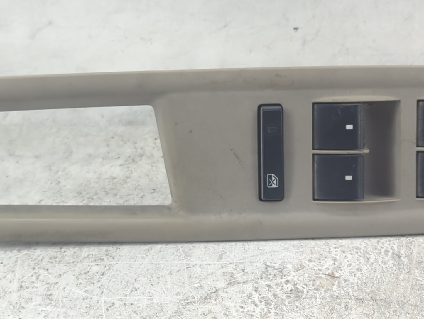 2009-2017 Chevrolet Traverse Master Power Window Switch Replacement Driver Side Left P/N:20945129 SANAD1243B Fits OEM Used A