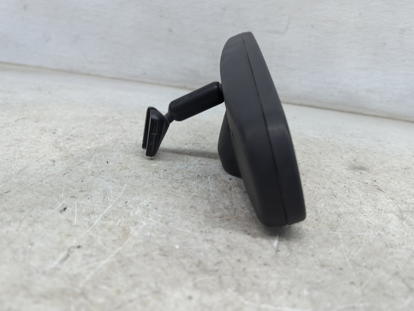 2012 Chevrolet Traverse Interior Rear View Mirror Replacement OEM Fits OEM Used Auto Parts - Oemusedautoparts1.com