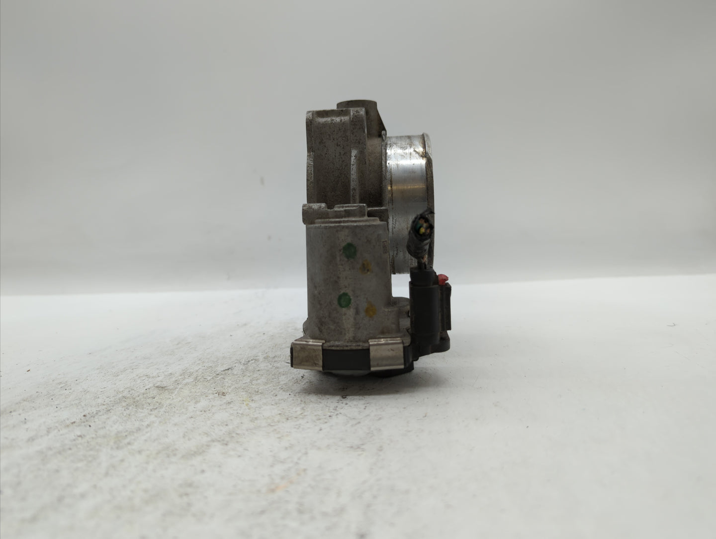 2012-2017 Chevrolet Traverse Throttle Body P/N:12670981AA 12632172BA Fits Fits 2012 2013 2014 2015 2016 2017 2018 2019 OEM U