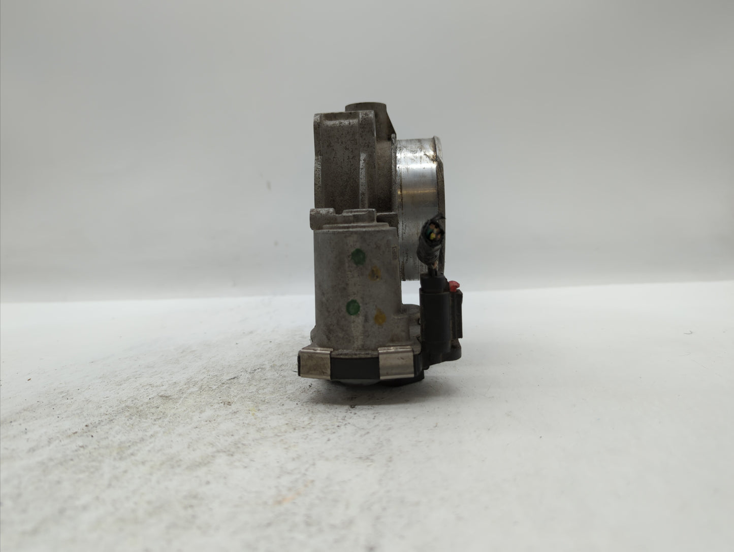 2012-2017 Chevrolet Traverse Throttle Body P/N:12670981AA 12632172BA Fits Fits 2012 2013 2014 2015 2016 2017 2018 2019 OEM U