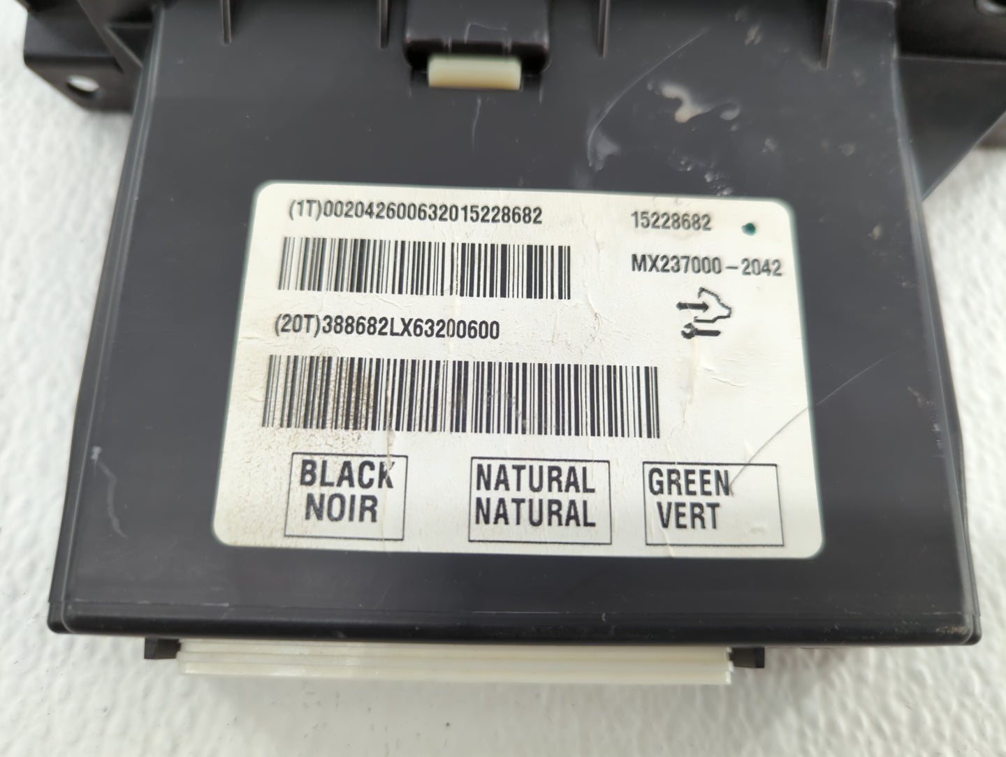 2012 Chevrolet Traverse Climate Control Module Temperature AC/Heater Replacement P/N:15228682 25839381 Fits OEM Used Auto Pa