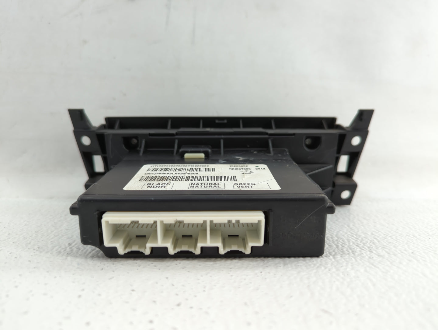 2012 Chevrolet Traverse Climate Control Module Temperature AC/Heater Replacement P/N:15228682 25839381 Fits OEM Used Auto Pa