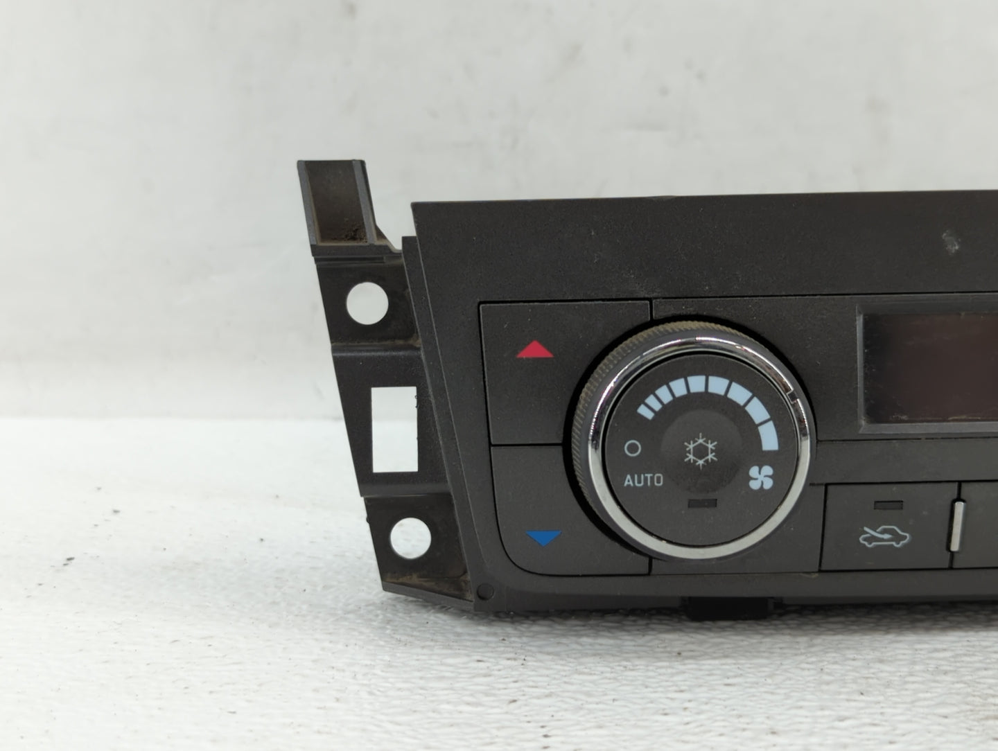 2012 Chevrolet Traverse Climate Control Module Temperature AC/Heater Replacement P/N:15228682 25839381 Fits OEM Used Auto Pa