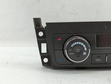 2012 Chevrolet Traverse Climate Control Module Temperature AC/Heater Replacement P/N:15228682 25839381 Fits OEM Used Auto Parts
