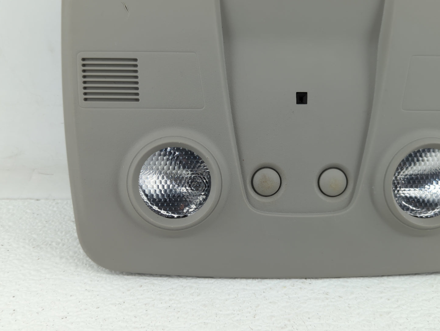 Chevrolet Traverse Overhead Roof Console Interior Dome Light Grey - Oemusedautoparts1.com