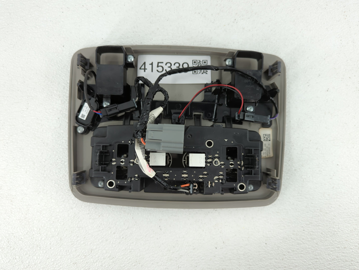 Chevrolet Traverse Overhead Roof Console Interior Dome Light Grey - Oemusedautoparts1.com