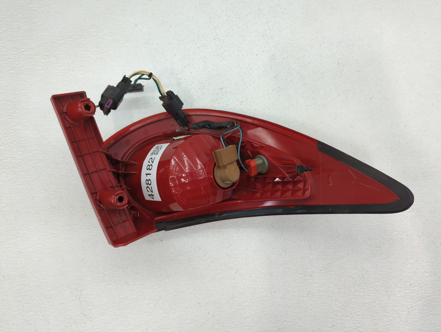 2012 Chevrolet Traverse Tail Light Assembly Passenger Right OEM P/N:34T425417 Fits OEM Used Auto Parts - Oemusedautoparts1.c