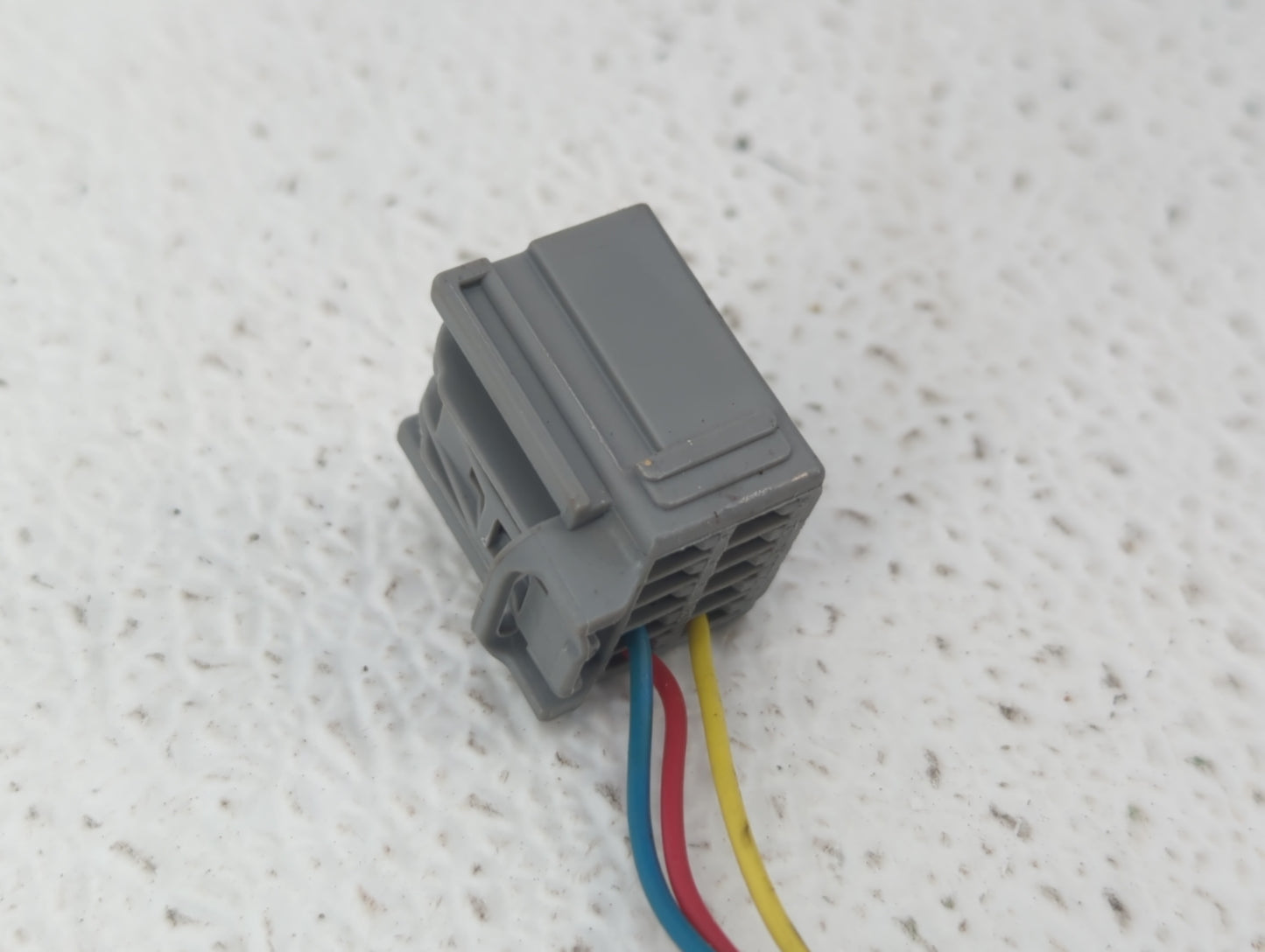 2015-2017 Chevrolet Traverse Driver Side View Mirror - Left Door Mirror OEM Used - Oemusedautoparts1.com