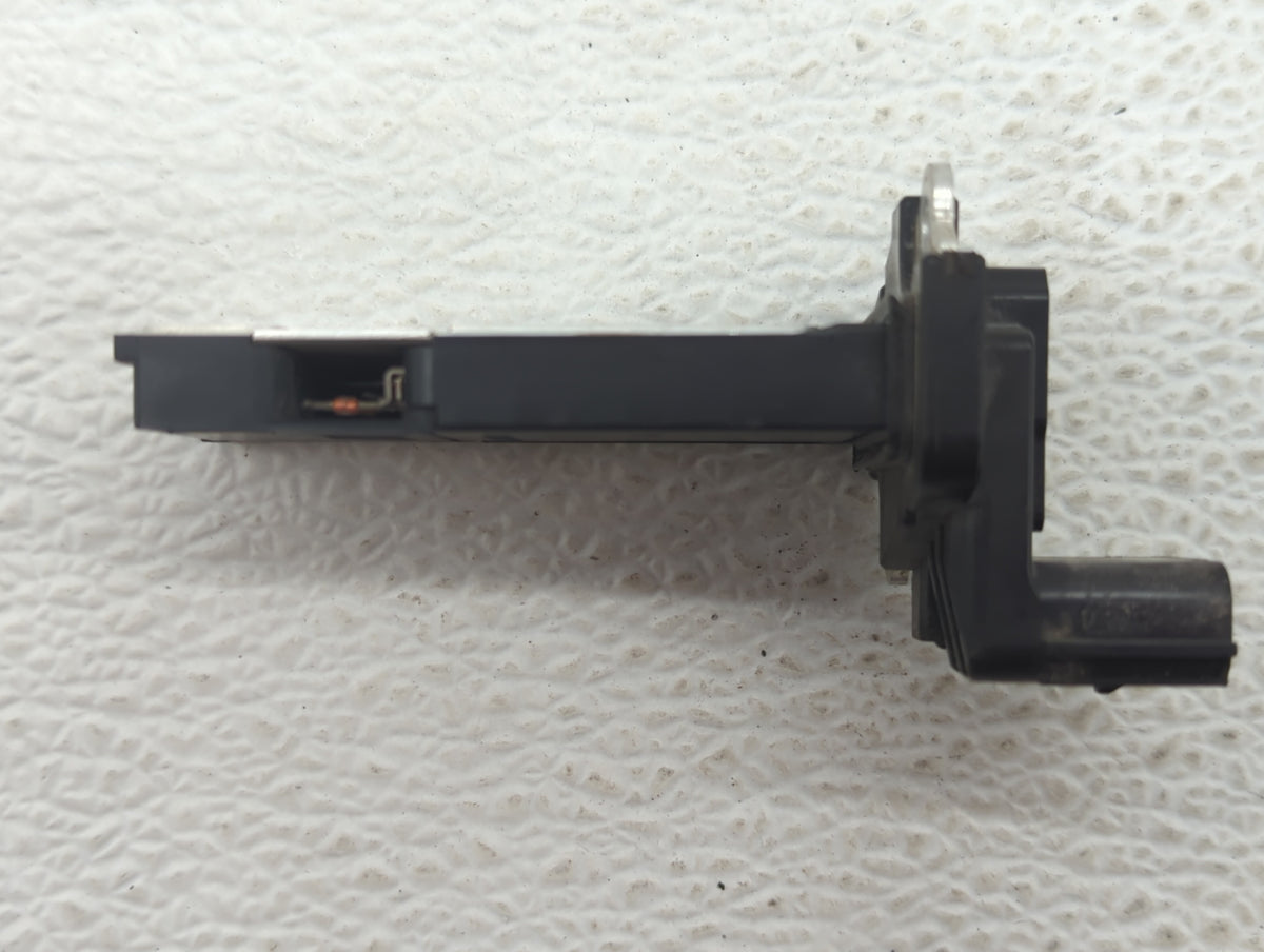 Chevrolet Traverse Mass Air Flow Meter Maf Sensor 489452 - Oemusedautoparts1.com