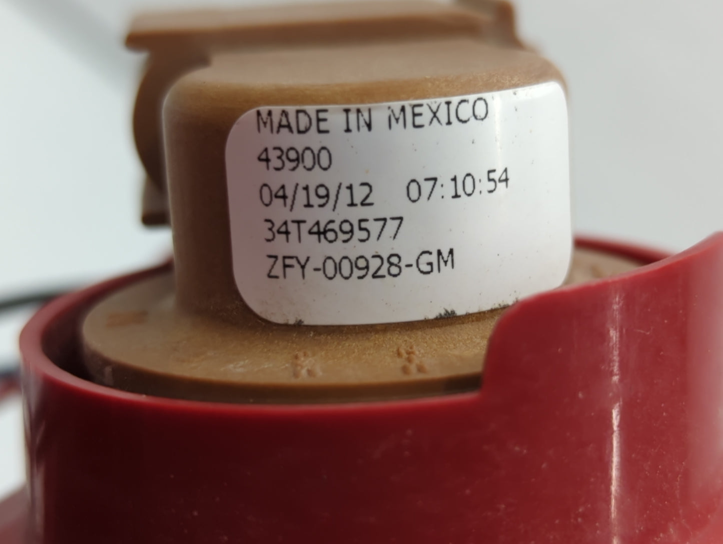 2012 Chevrolet Traverse Tail Light Assembly Driver Left OEM P/N:ZFY-00928-GM Fits OEM Used Auto Parts - Oemusedautoparts1.co