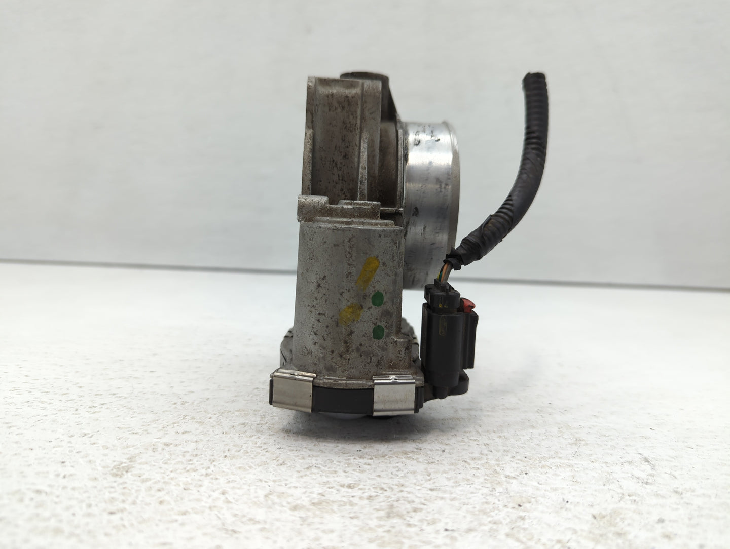 2017-2022 Chevrolet Traverse Throttle Body P/N:12670981AA 12632172BA Fits OEM Used Auto Parts - Oemusedautoparts1.com
