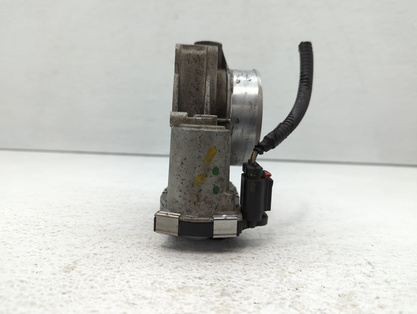 2017-2022 Chevrolet Traverse Throttle Body P/N:12670981AA 12632172BA Fits OEM Used Auto Parts - Oemusedautoparts1.com