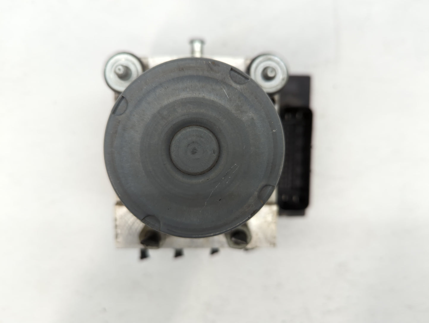 2017 Chevrolet Traverse ABS Pump Control Module Replacement P/N:22822156 Fits Fits 2012 2013 2014 2015 2016 OEM Used Auto Pa