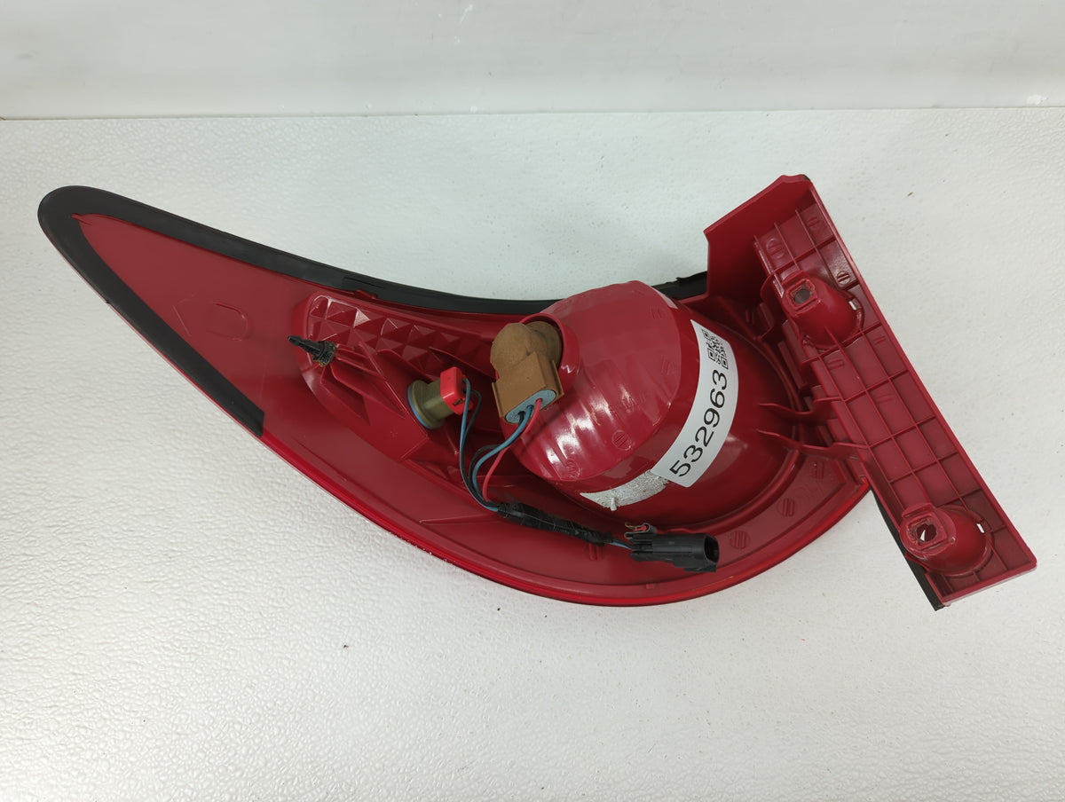 2009-2012 Chevrolet Traverse Tail Light Assembly Passenger Right OEM Fits Fits 2009 2010 2011 2012 OEM Used Auto Parts - Oem
