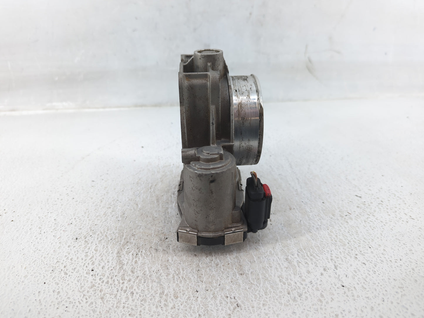 2017-2022 Chevrolet Traverse Throttle Body Fits Fits 2012 2013 2014 2015 2016 2017 2018 2019 2020 2021 2022 OEM Used Auto Pa