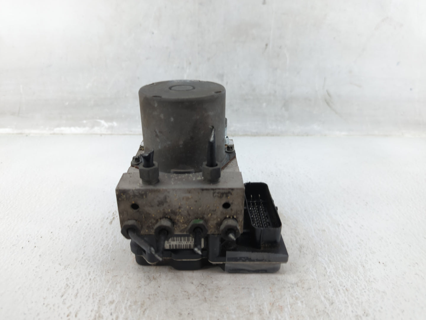 2017 Chevrolet Traverse ABS Pump Control Module Replacement P/N:922156B1 Fits Fits 2012 2013 2014 2015 2016 OEM Used Auto Pa